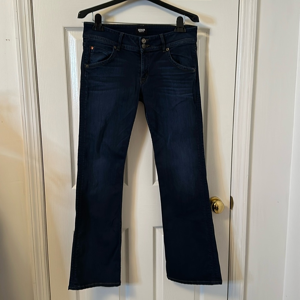 Hudson Jeans Sz 30 16” across waist, 31” inseam, 9”rise